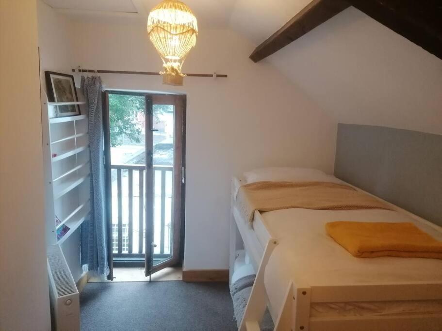 The Old Barn, Cosy Townhouse In Leominster Villa ภายนอก รูปภาพ